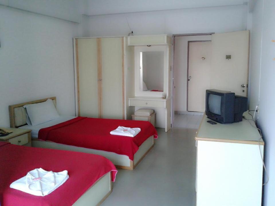 M In Korat Service Apartment Nakhonratchasima Eksteriør billede