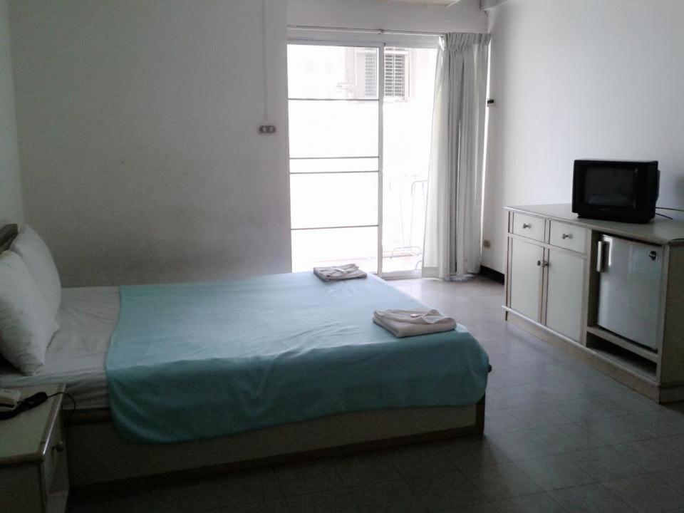 M In Korat Service Apartment Nakhonratchasima Eksteriør billede